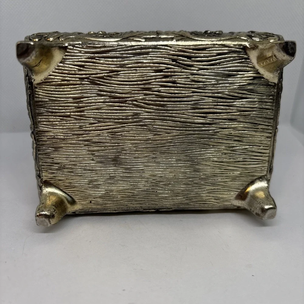 Vintage Metal Red Felt Lined Trinket/Jewelry Box